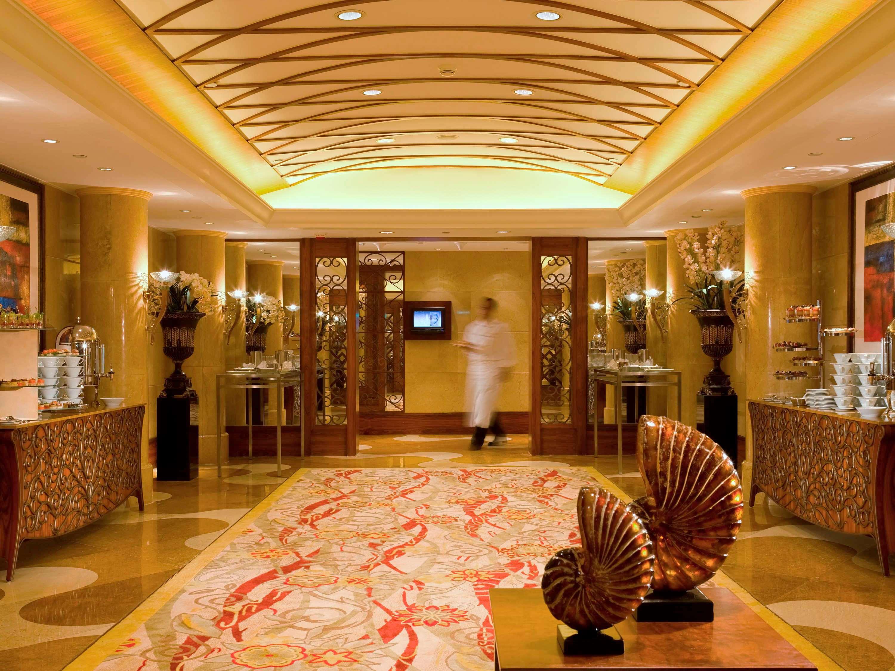 Hotel Sofitel Macau At Ponte 16 Exterior foto Lobby